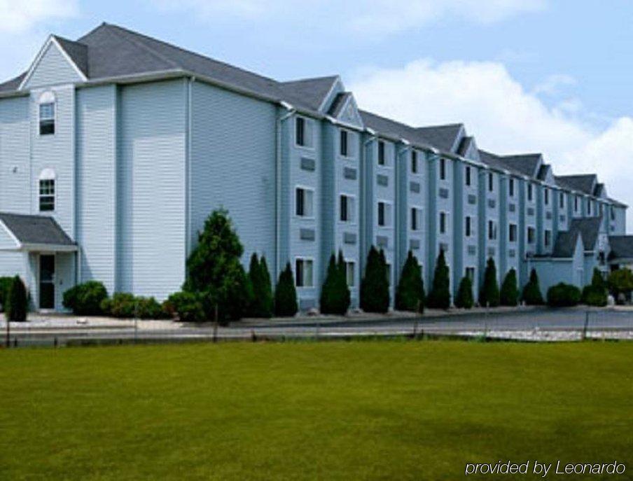 Quality Inn Mount Pleasant Exterior photo